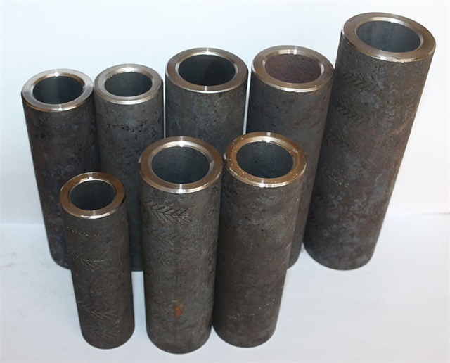 山东<font style='color:red'>冷挤压套筒</font>设备